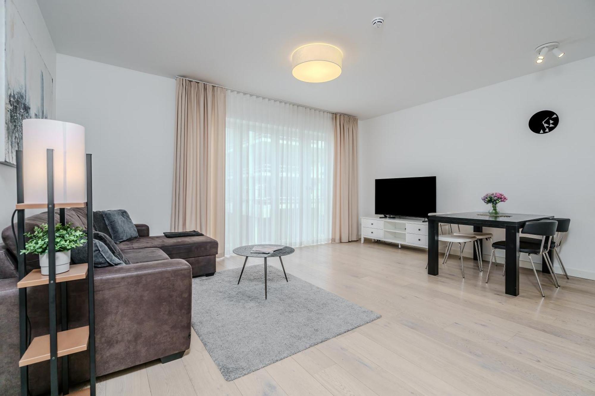 Dream Stay - 2 Porto Franco Apartments Near Old Town Tallinn Exterior photo